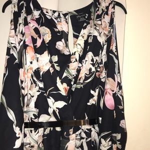 City chic dress very comfortable and elegant.